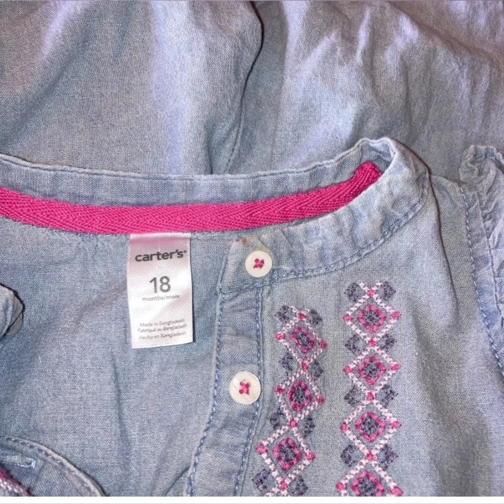Baby Girl CARTER’S blue Chambray Sleeveless One Piece Jumpsuit Sz 18m Euc Pink - Picture 3 of 3